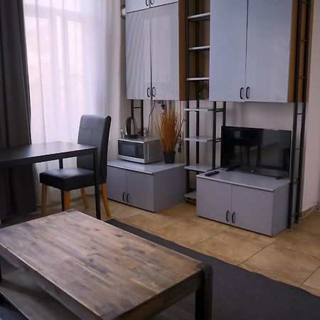 Color Apartments Street Blanari 12 Bucharest Luaran gambar